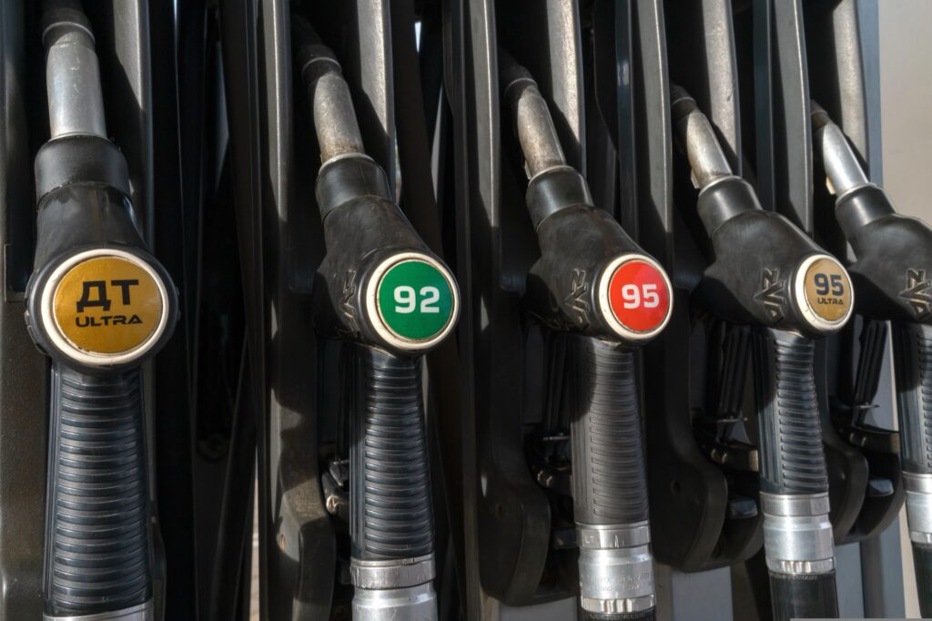 Fuel pump nozzles